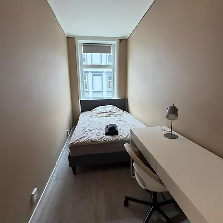 4 Bedrooms In The Heart Of * برغن