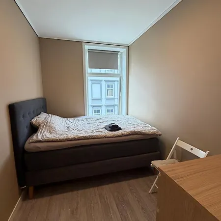 4 Bedrooms In The Heart Of برغن
